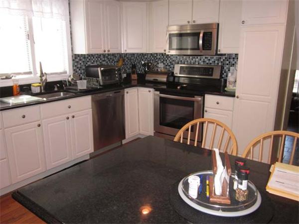 8 Carriage Hill Road Andover, MA 01810 - Photo 6 of 25 Gallery Image 6