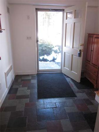 8 Carriage Hill Road Andover, MA 01810 - Photo 7 of 25 Gallery Image 7