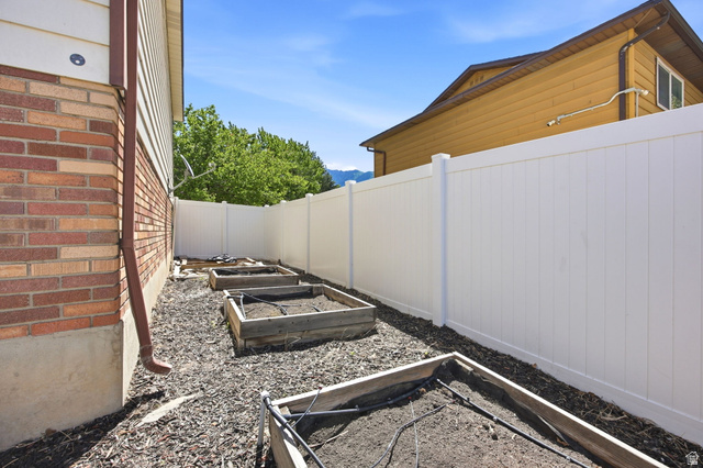 11042 Lindon Road Sandy, UT 84092 - Photo 26 of 32