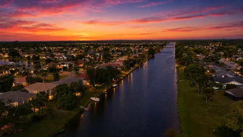 $650,000 | 2462 Westmont Place, Royal Palm Beach, FL 33411