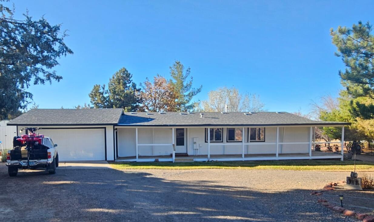 10220 Southwest Ruth Drive Culver, OR 97734 - Photo 2 of 28 4866079813844985300