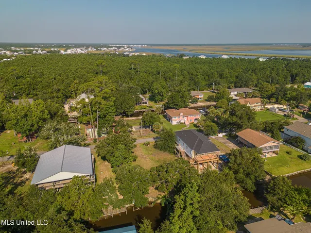 $99,000 | 33 Good Street, Bay St. Louis, MS 39520