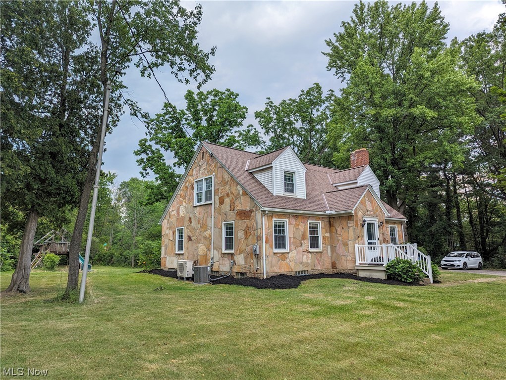 5151 Medina Road Akron, OH 44321 - Photo 4 of 29