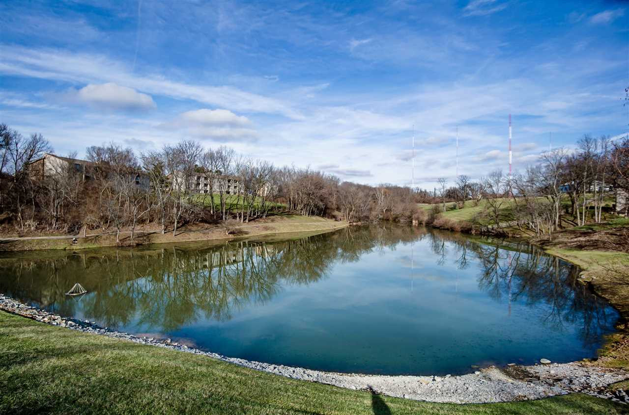 2821 Dry Ridge Court Fort Mitchell, KY 41017 - Photo 7 of 28