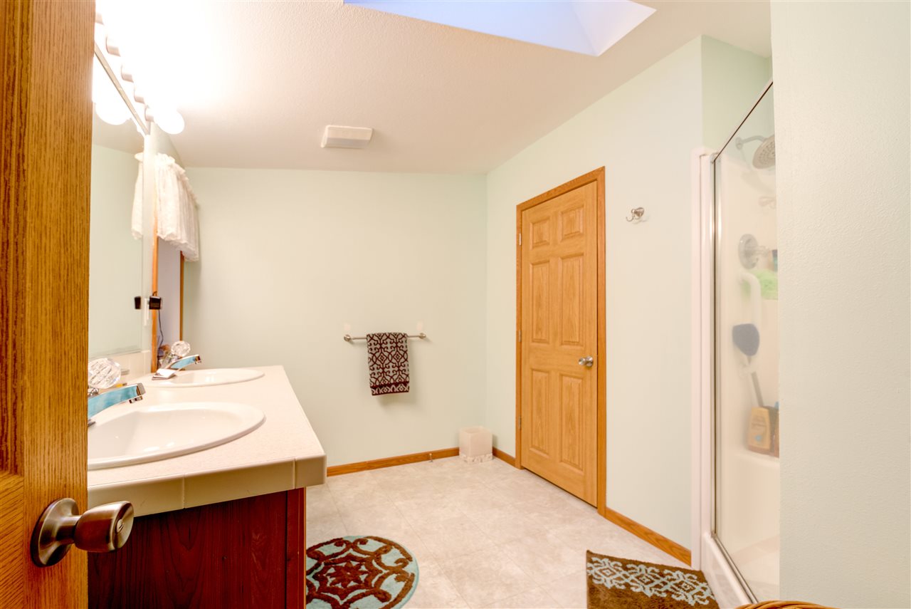 28 Sawmill Ridge Road Sandown, NH 03873 - Photo 11 of 12