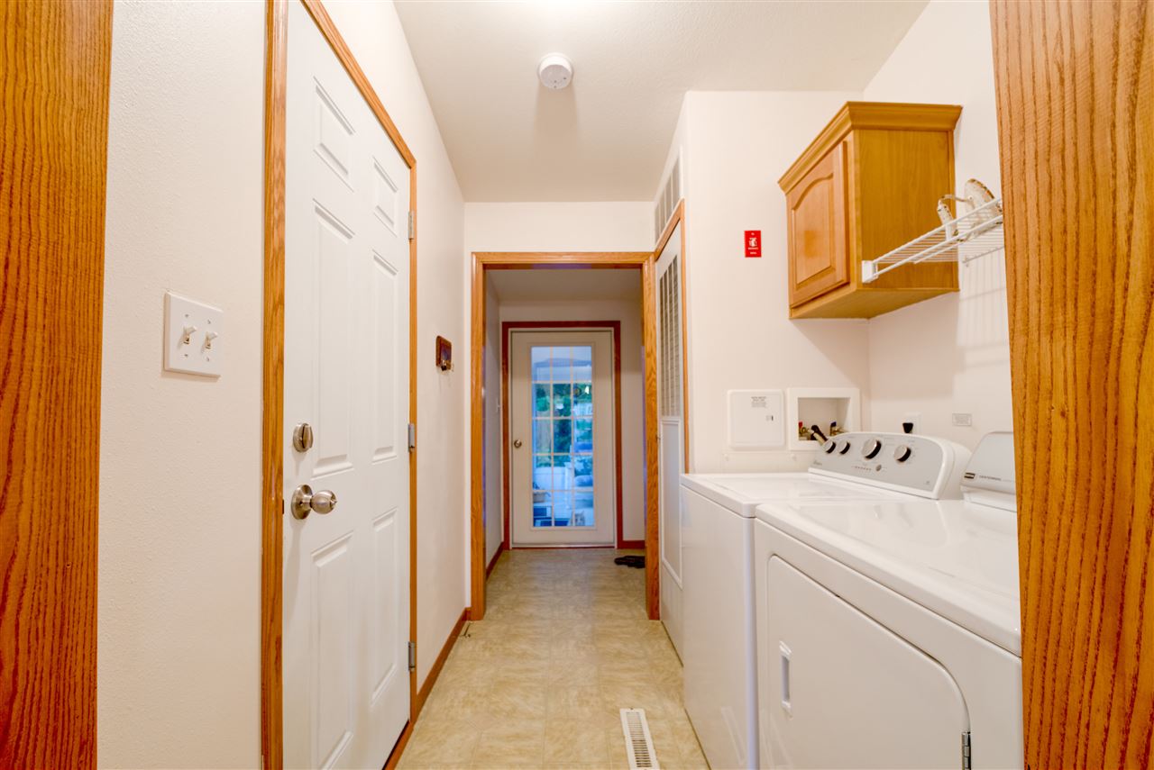 28 Sawmill Ridge Road Sandown, NH 03873 - Photo 8 of 12