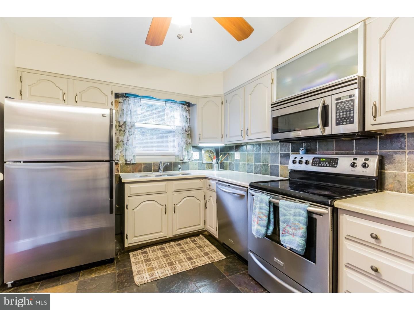 2312 Secane Road Secane, PA 19018 - Photo 11 of 23 Kitchen