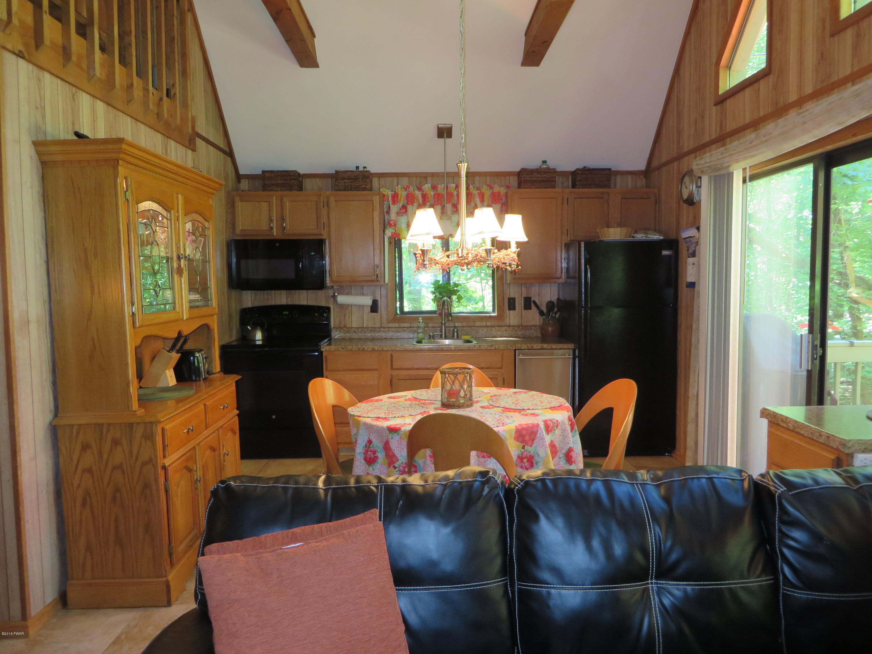 2112 Eagle Path Bushkill, PA 18324 - Photo 15 of 46