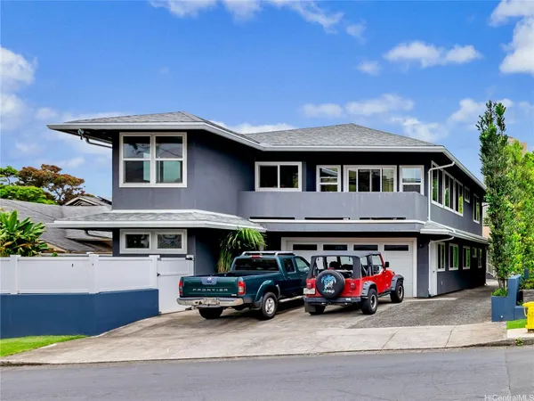$2,450,000 | 2134 Kanealii Avenue, Honolulu, HI 96813