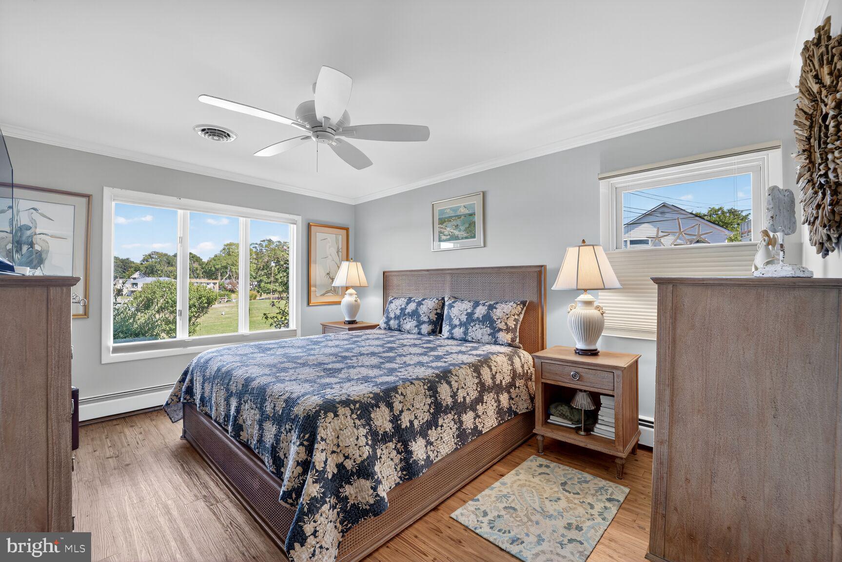 1663 Cliff Drive Edgewater, MD 21037 - Photo 31 of 53 Waterview Primary has space for King size bed.