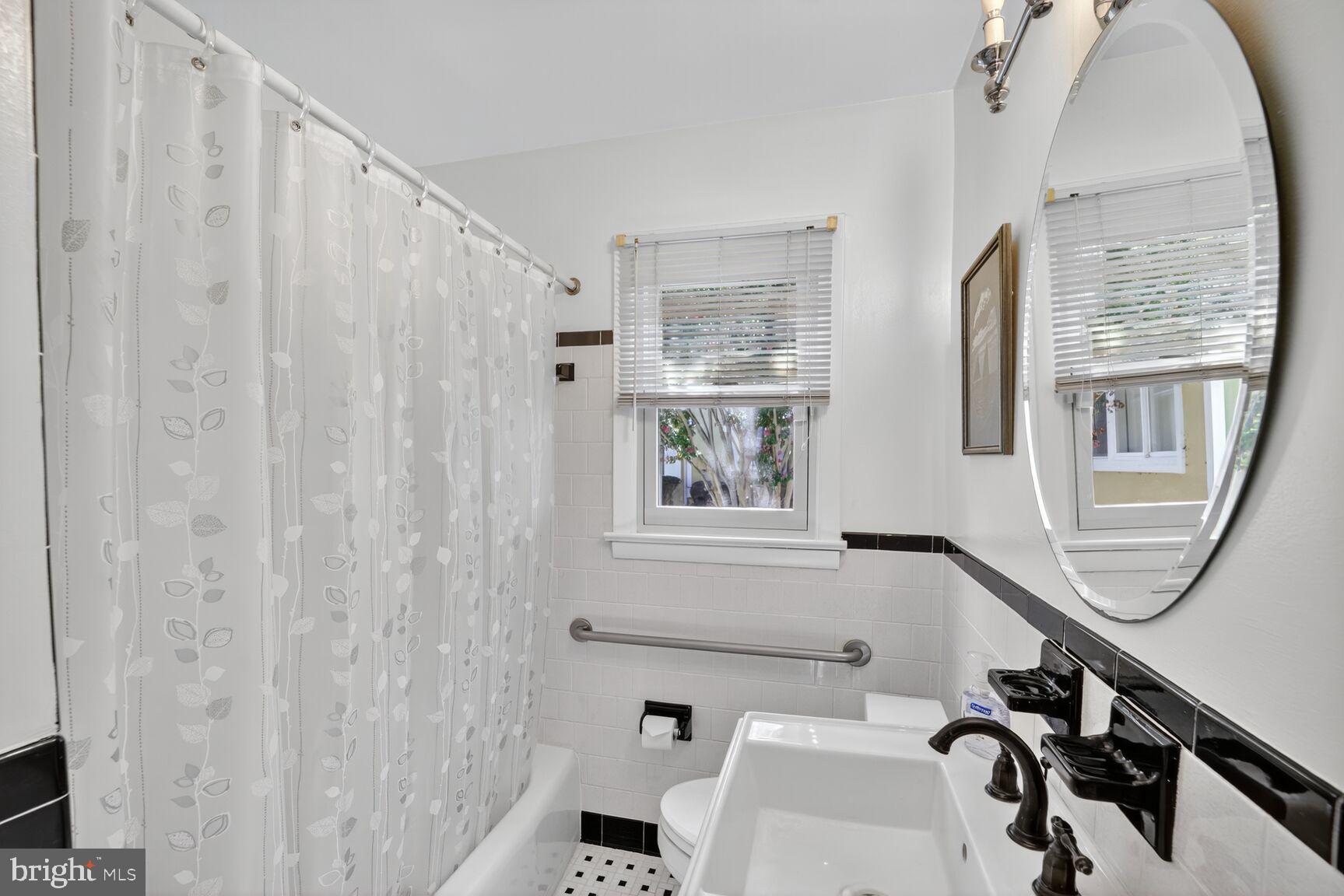 1663 Cliff Drive Edgewater, MD 21037 - Photo 36 of 53 Updated Hall Bath with ceramic floors.