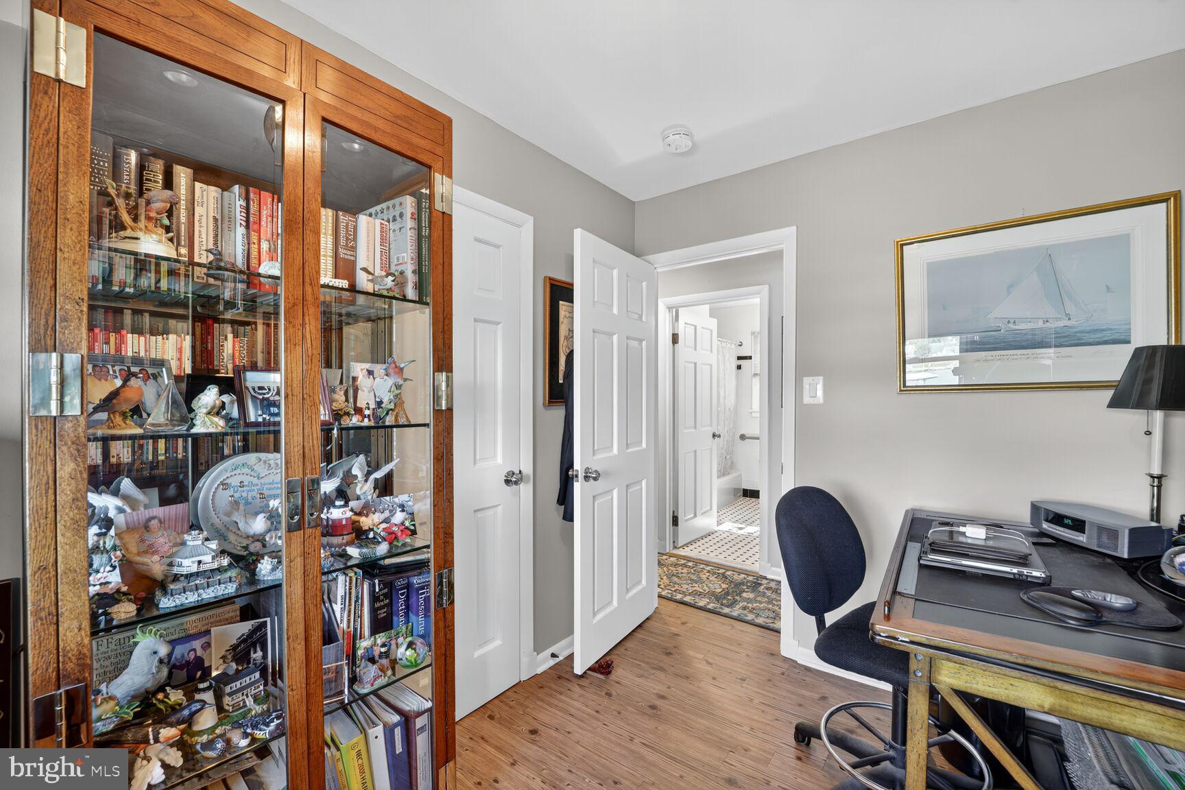 1663 Cliff Drive Edgewater, MD 21037 - Photo 38 of 53 Bedroom 3 across from hall bathroom.