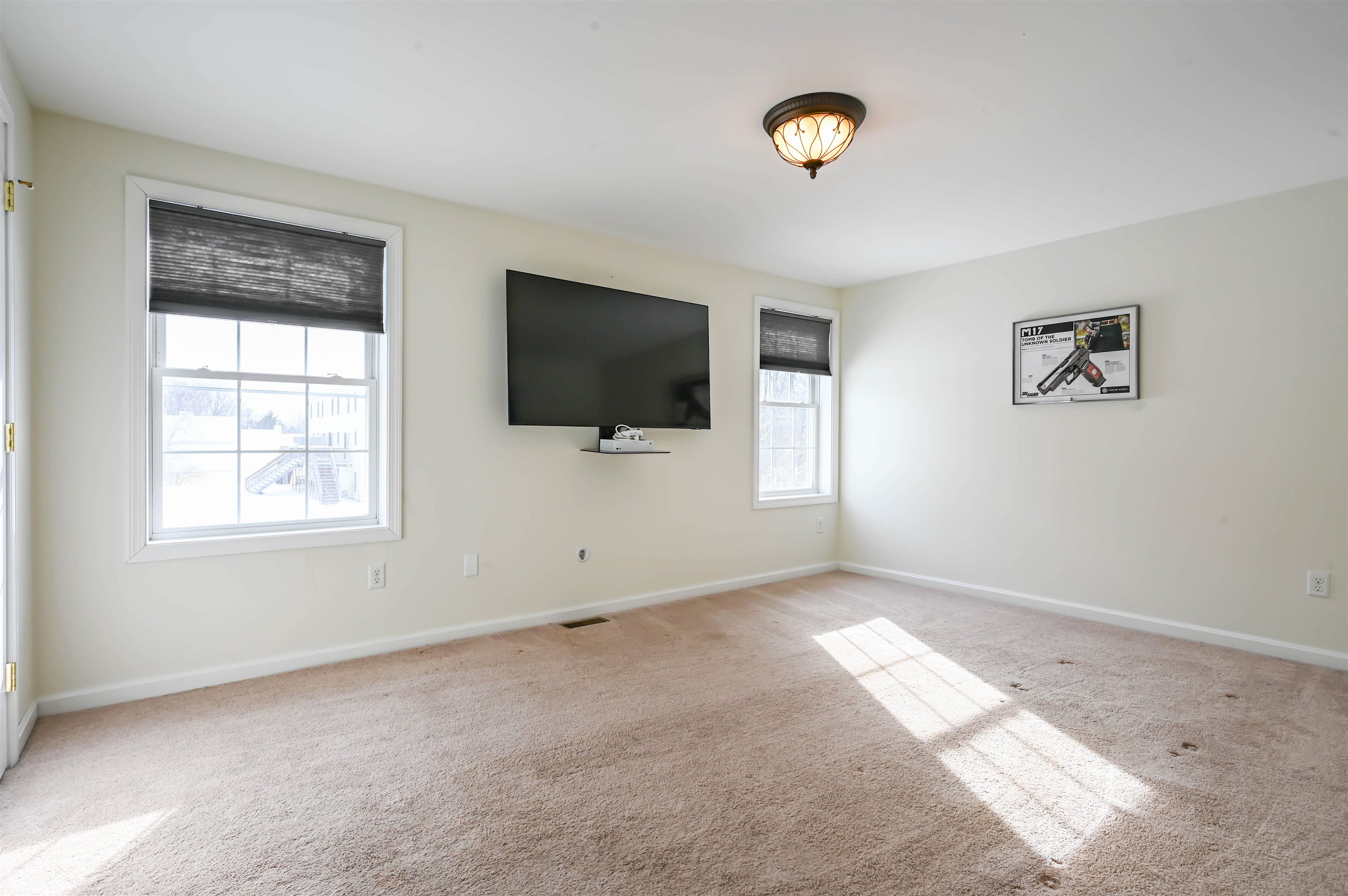 138 Exeter Road, Unit 18 Epping, NH 03042 - Photo 23 of 27