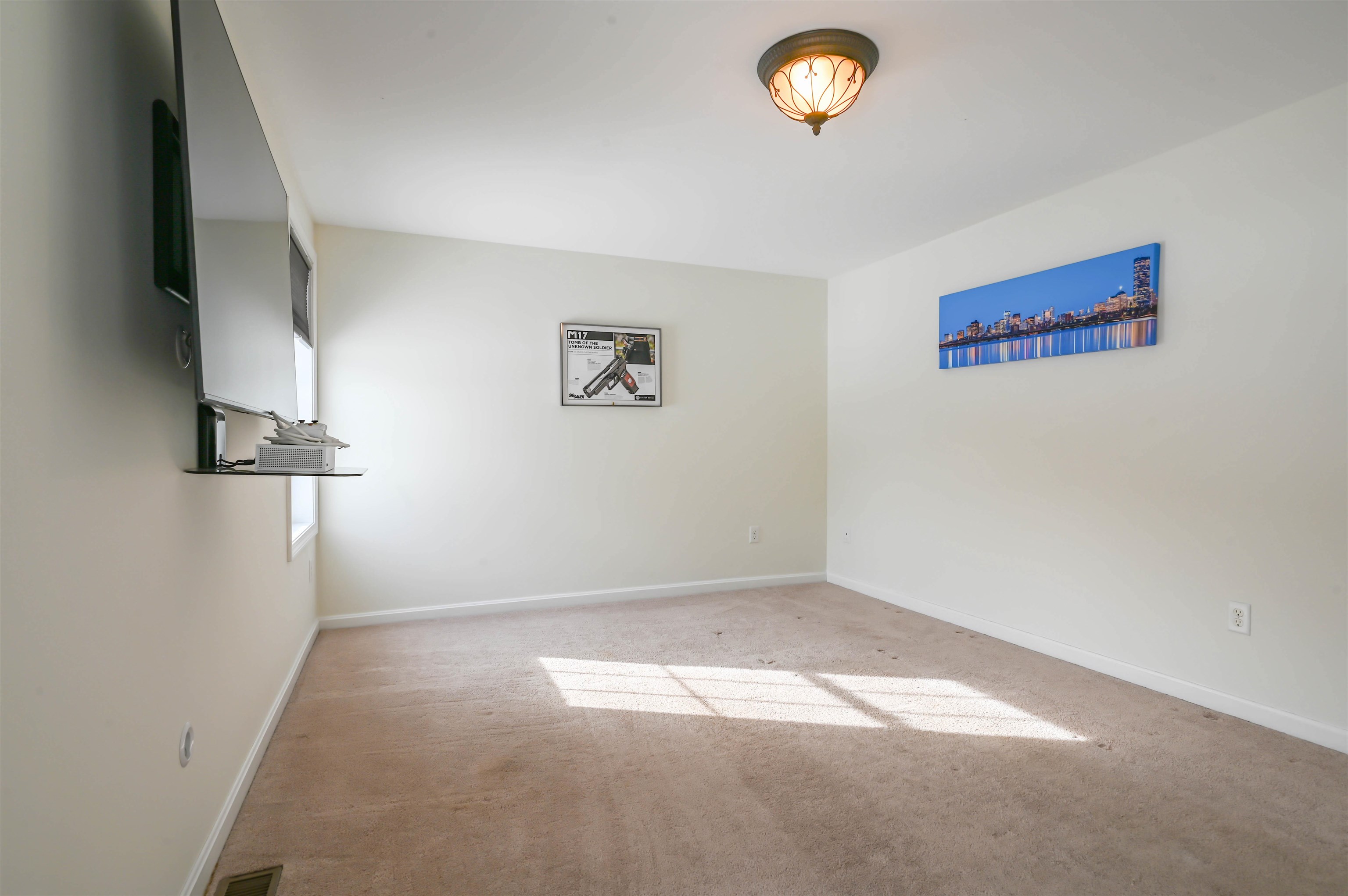 138 Exeter Road, Unit 18 Epping, NH 03042 - Photo 25 of 27