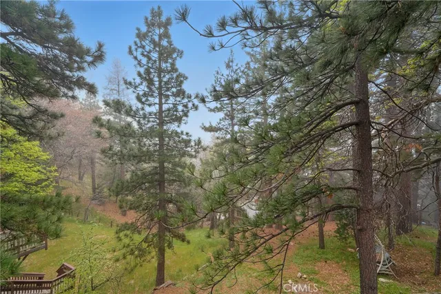 $399,999 | 30919 Valley Oak Drive, Running Springs, CA 92382