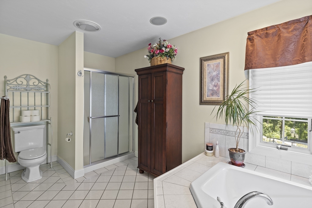 29 Griggs Road Sutton, MA 01590 - Photo 18 of 42 Gallery Image 18
