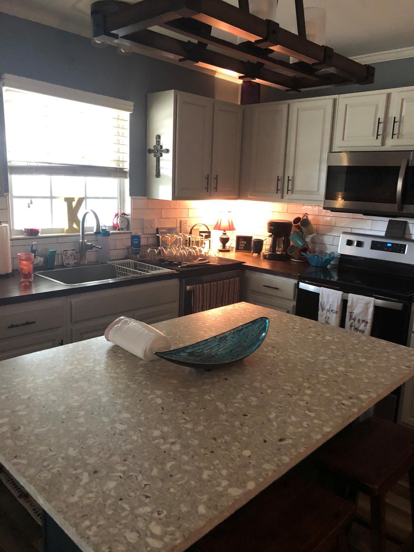 680 Eagle Street Mount Pleasant, SC 29464 - Photo 5 of 9 3jbijxsuzet