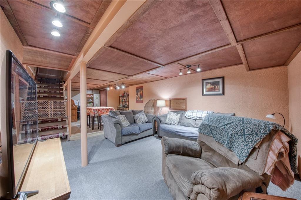4912 Williamsport Road Elizabeth, PA 15037 - Photo 22 of 49 Game Room