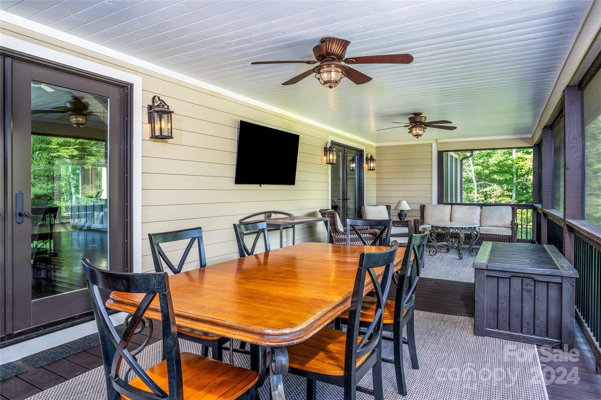 6521 Lake James Road Marion, NC 28752 - Photo 16 of 44