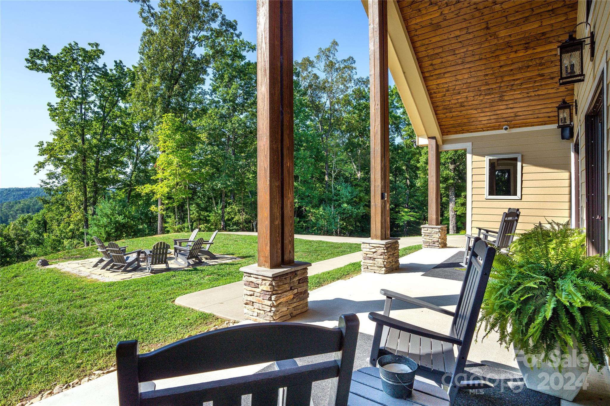 6521 Lake James Road Marion, NC 28752 - Photo 8 of 44