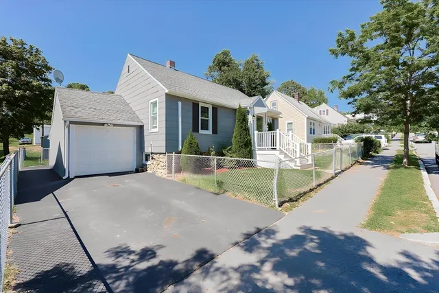 $364,999 | 23 Superior Road, Worcester, MA 01604