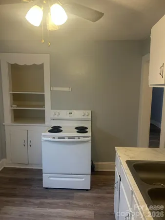 $800 | 825 North Jackson Street, Unit 1, Salisbury, NC 28144
