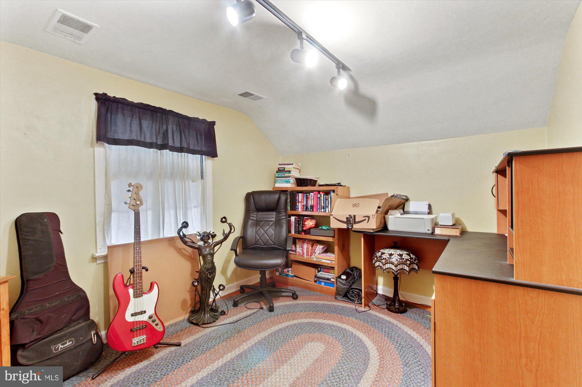 258 Diller Road Hanover, PA 17331 - Photo 15 of 24 Gallery Image 15