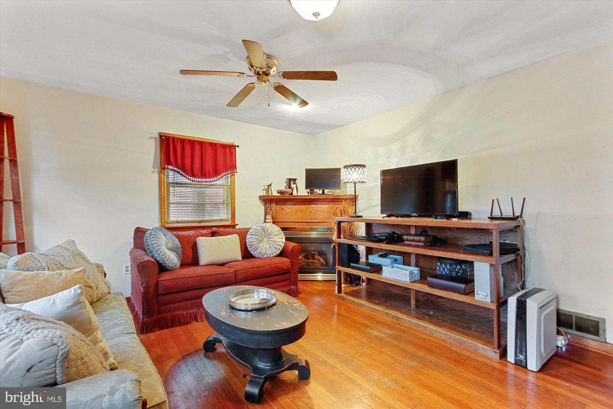 258 Diller Road Hanover, PA 17331 - Photo 3 of 24 Gallery Image 3