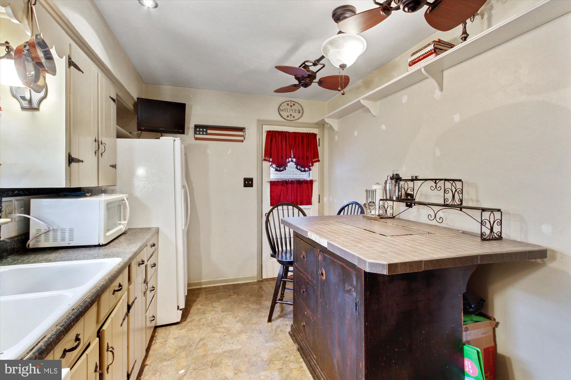 258 Diller Road Hanover, PA 17331 - Photo 9 of 24 Gallery Image 9