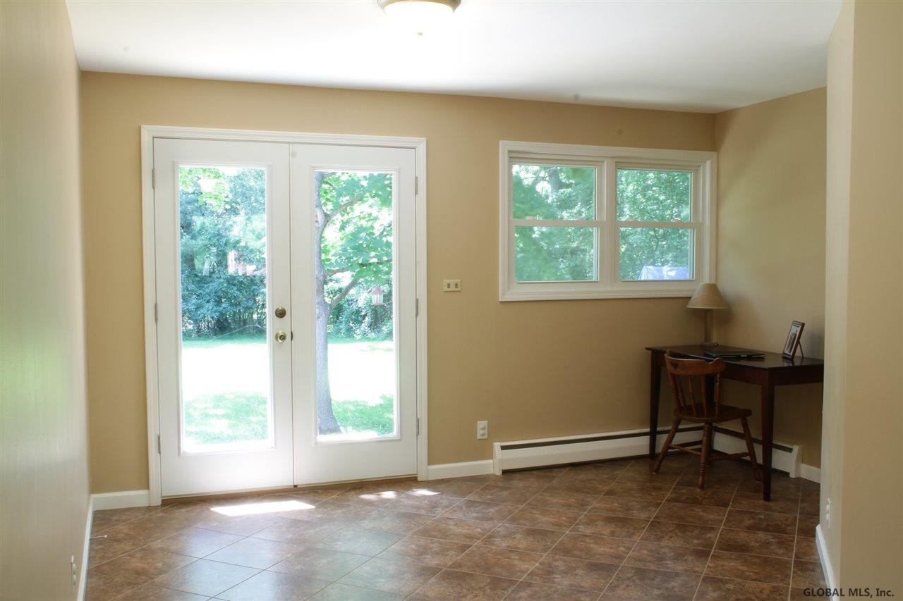 16 Wing Road Rexford, NY 12148 - Photo 5 of 8 Photo 5