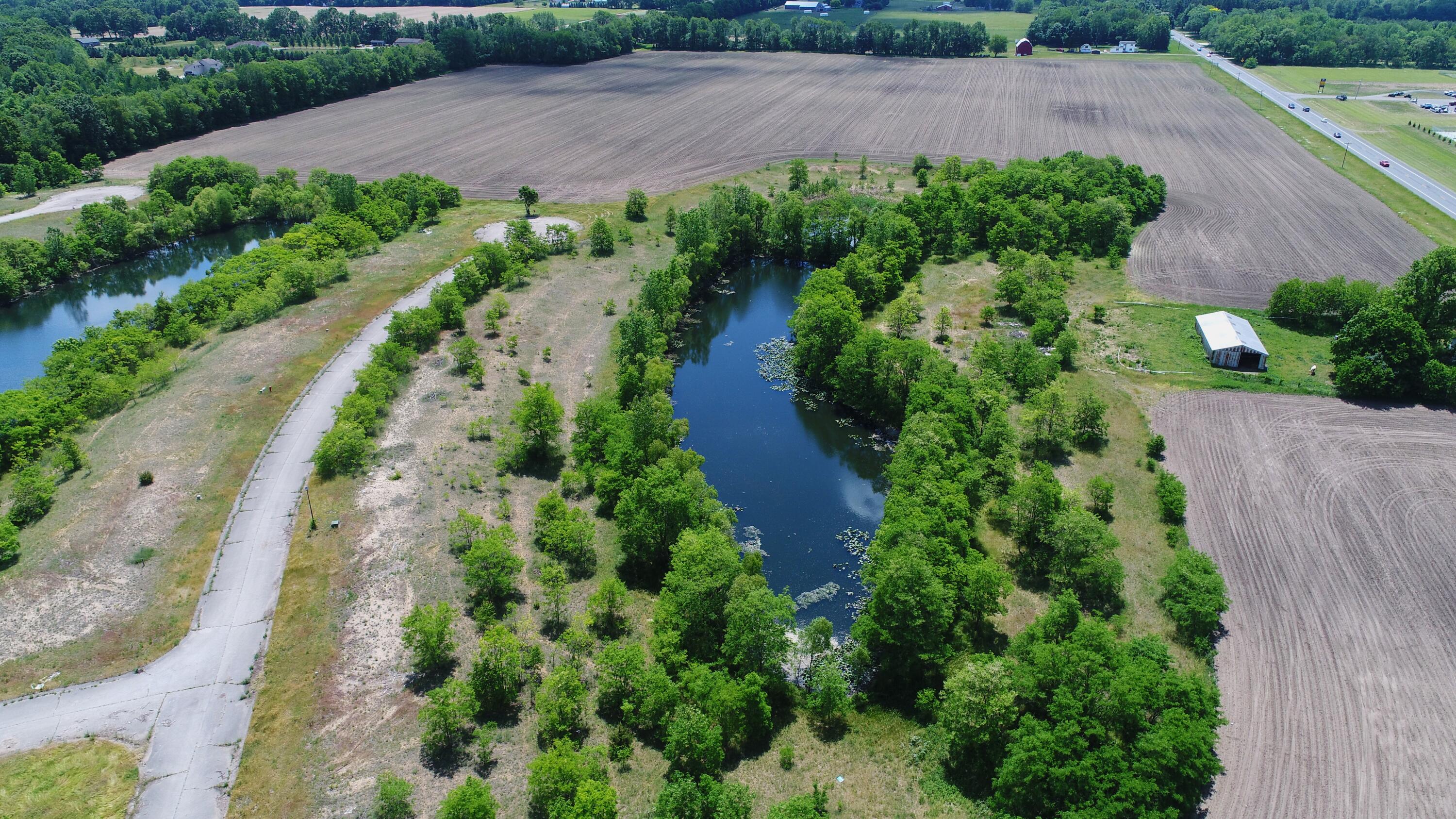 1 Ashley Road Edwardsburg, MI 49112 - Photo 13 of 18 Lake Everett