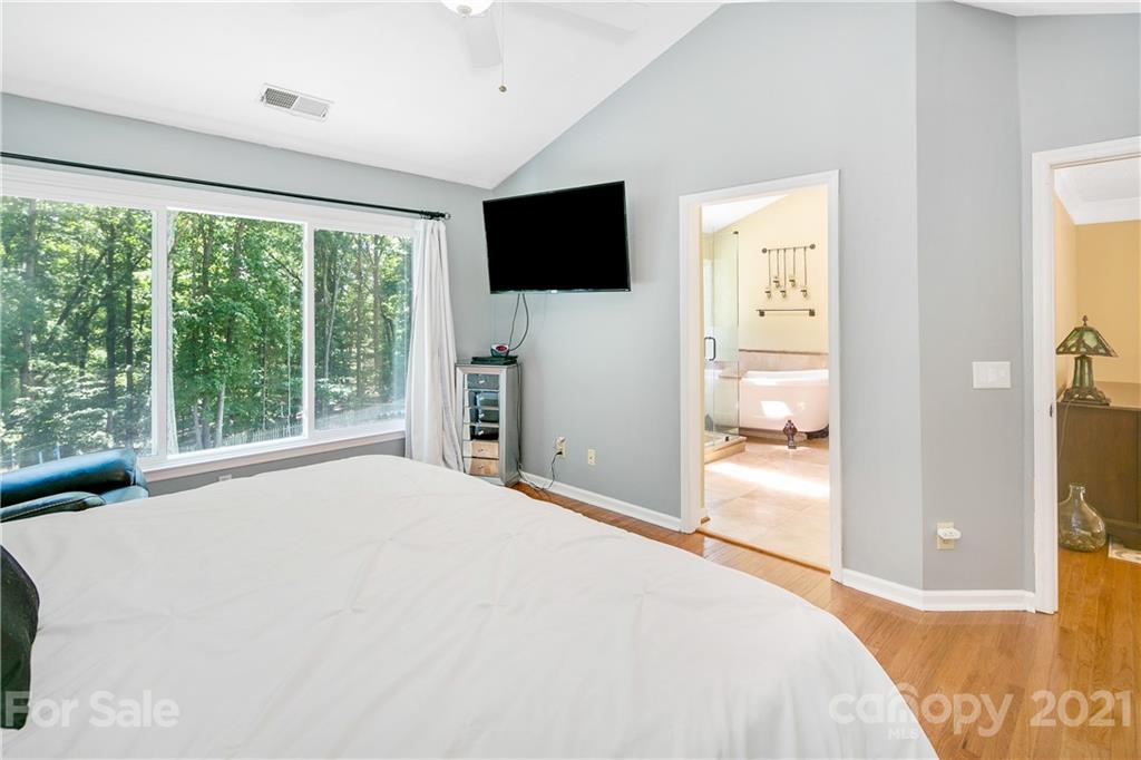 5016 Ridgetop Trail, Unit 62 Charlotte, NC 28215 - Photo 16 of 44 Gallery Image 16