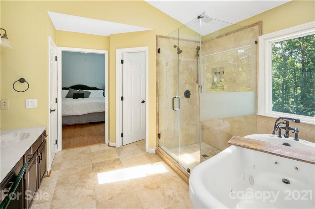 5016 Ridgetop Trail, Unit 62 Charlotte, NC 28215 - Photo 19 of 44 Gallery Image 19