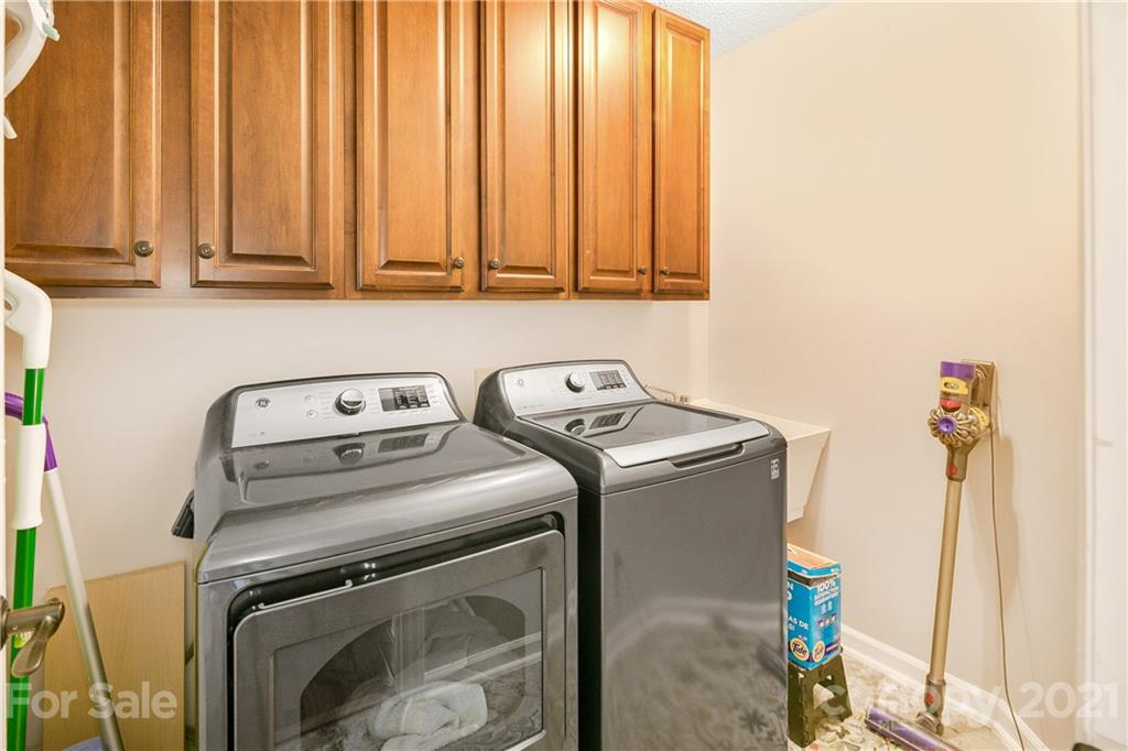 5016 Ridgetop Trail, Unit 62 Charlotte, NC 28215 - Photo 23 of 44 Gallery Image 23