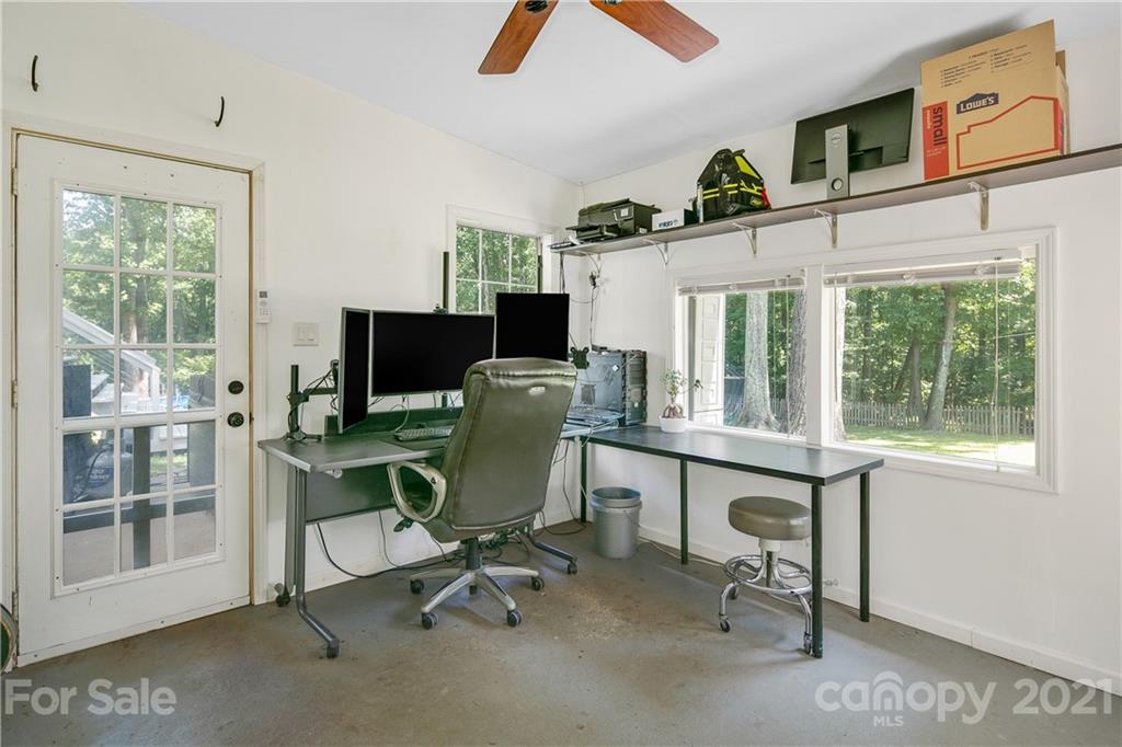 5016 Ridgetop Trail, Unit 62 Charlotte, NC 28215 - Photo 30 of 44 Gallery Image 30