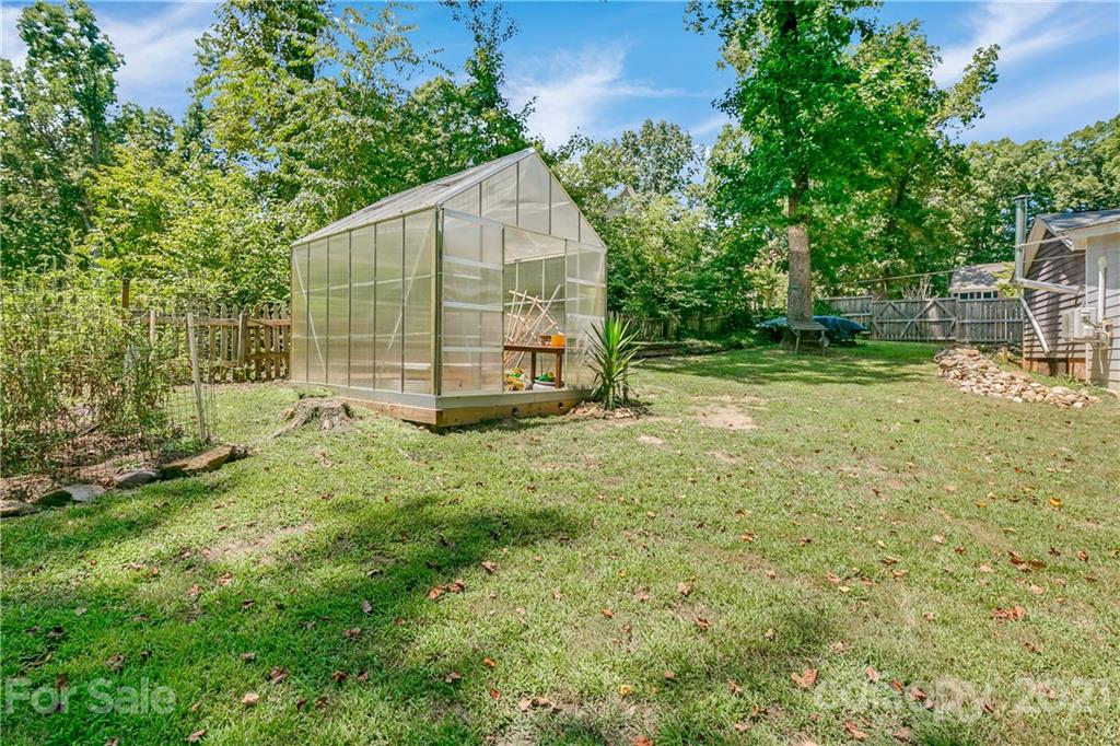 5016 Ridgetop Trail, Unit 62 Charlotte, NC 28215 - Photo 40 of 44 Gallery Image 40