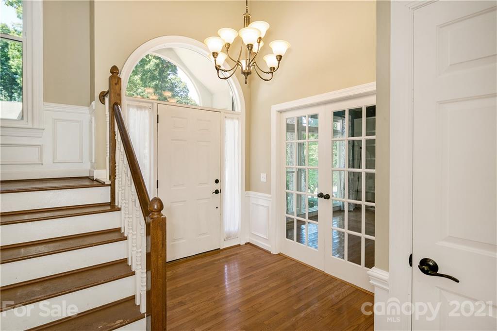 5016 Ridgetop Trail, Unit 62 Charlotte, NC 28215 - Photo 6 of 44 Gallery Image 6