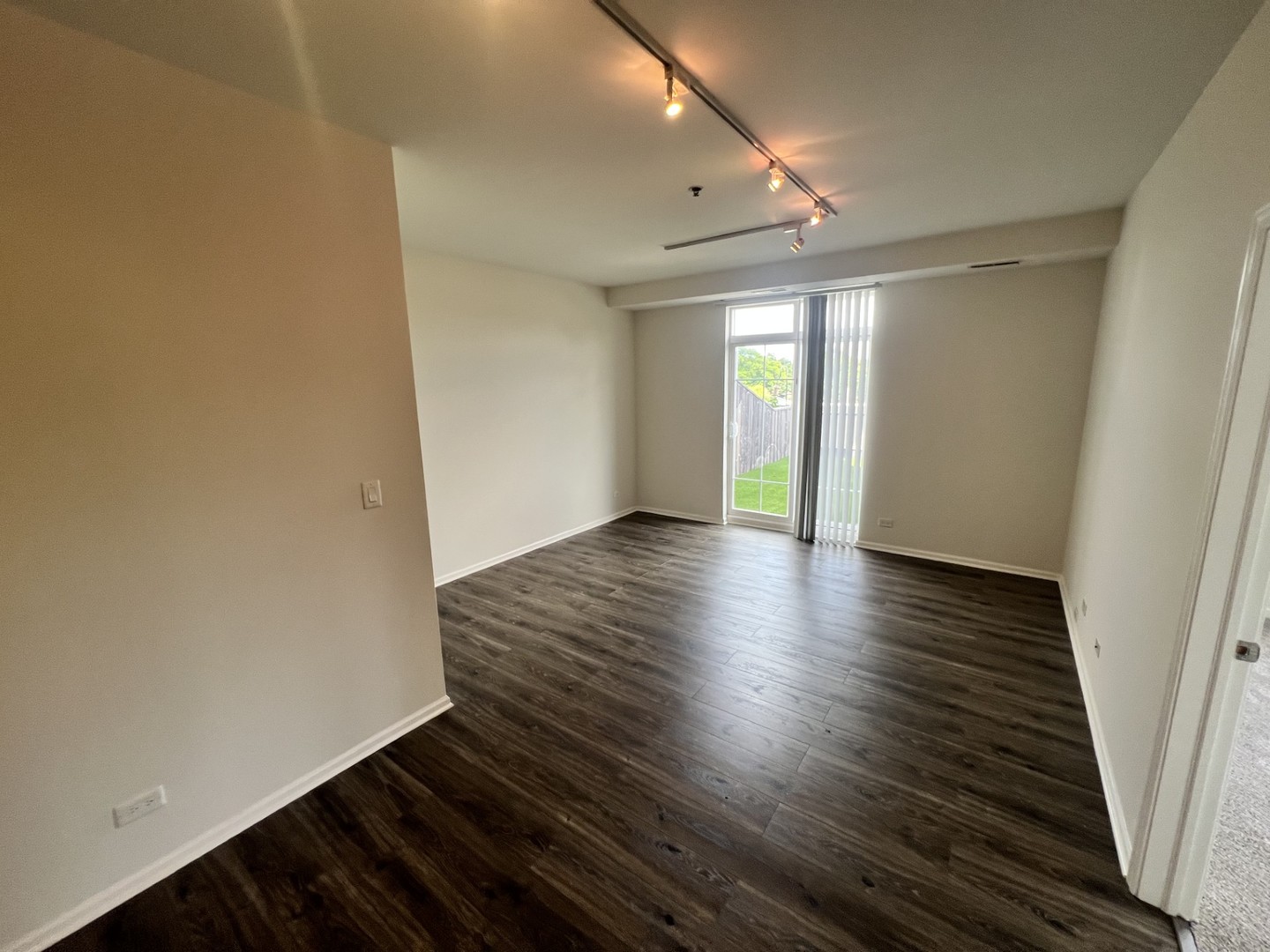 625 Deerfield Road, Unit 309 Deerfield, IL 60015 - Photo 6 of 13