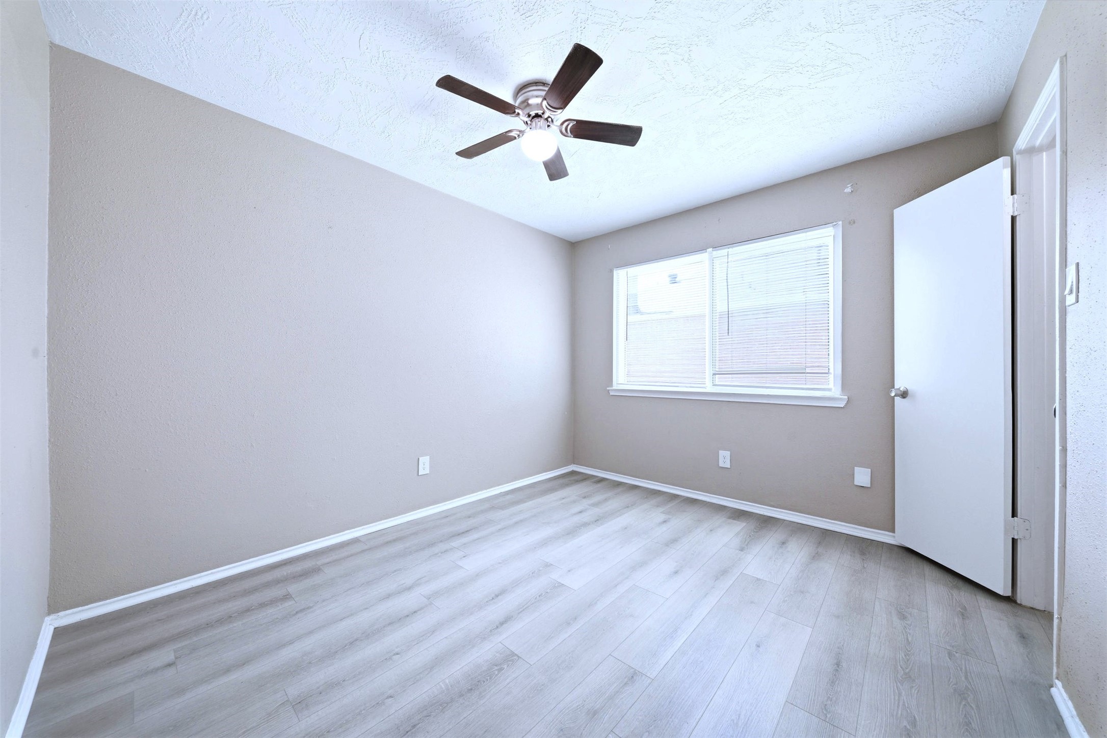 7502 Addicks Clodine Road Houston, TX 77083 - Photo 26 of 30