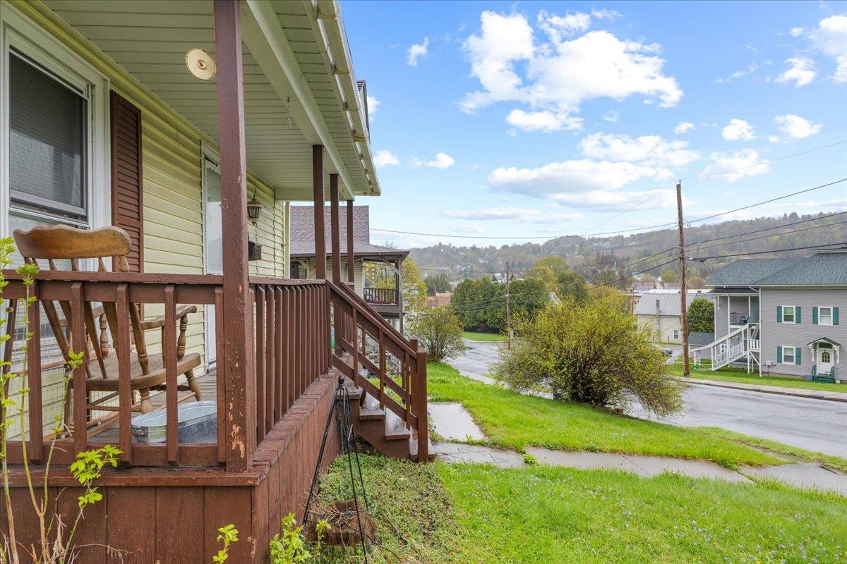 71 Beckley Street Barre, VT 05641 - Photo 7 of 35