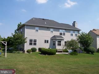 91 Ross Road Southampton, PA 18966 - Photo 2 of 6 Gallery Image 2