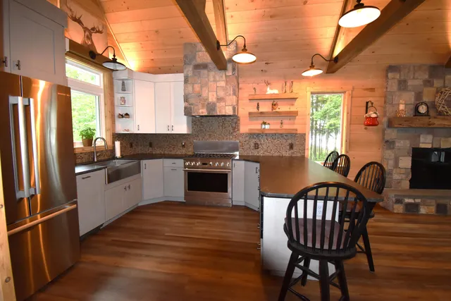 $869,000 | 107 Shady Lane, Newport, ME 04953