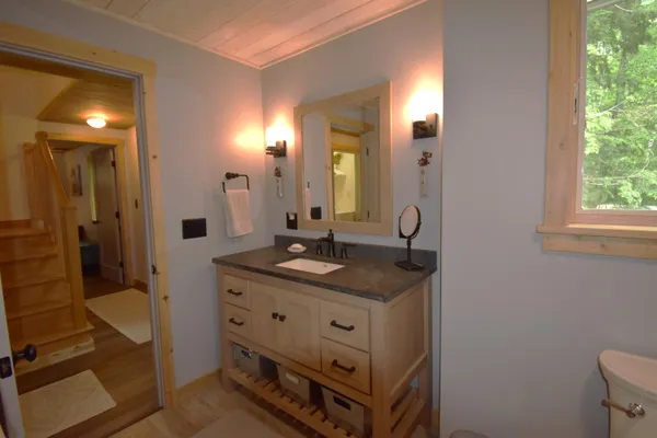 $869,000 | 107 Shady Lane, Newport, ME 04953