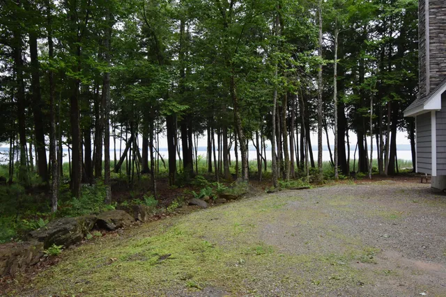 $869,000 | 107 Shady Lane, Newport, ME 04953