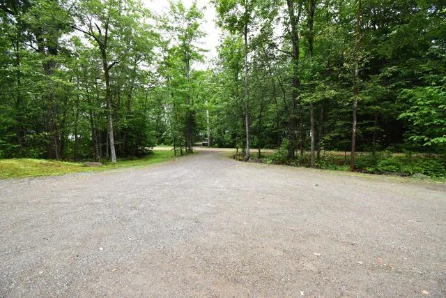 $869,000 | 107 Shady Lane, Newport, ME 04953