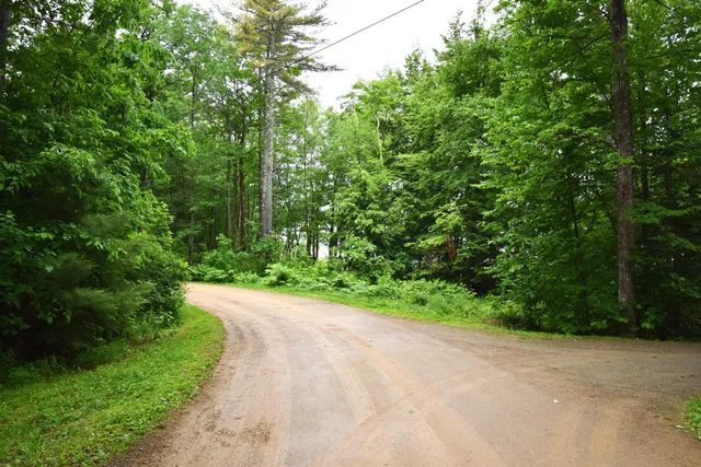 $869,000 | 107 Shady Lane, Newport, ME 04953