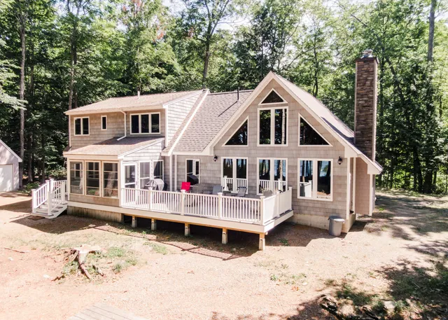 $869,000 | 107 Shady Lane, Newport, ME 04953
