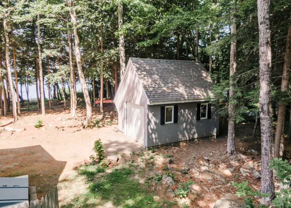 $869,000 | 107 Shady Lane, Newport, ME 04953