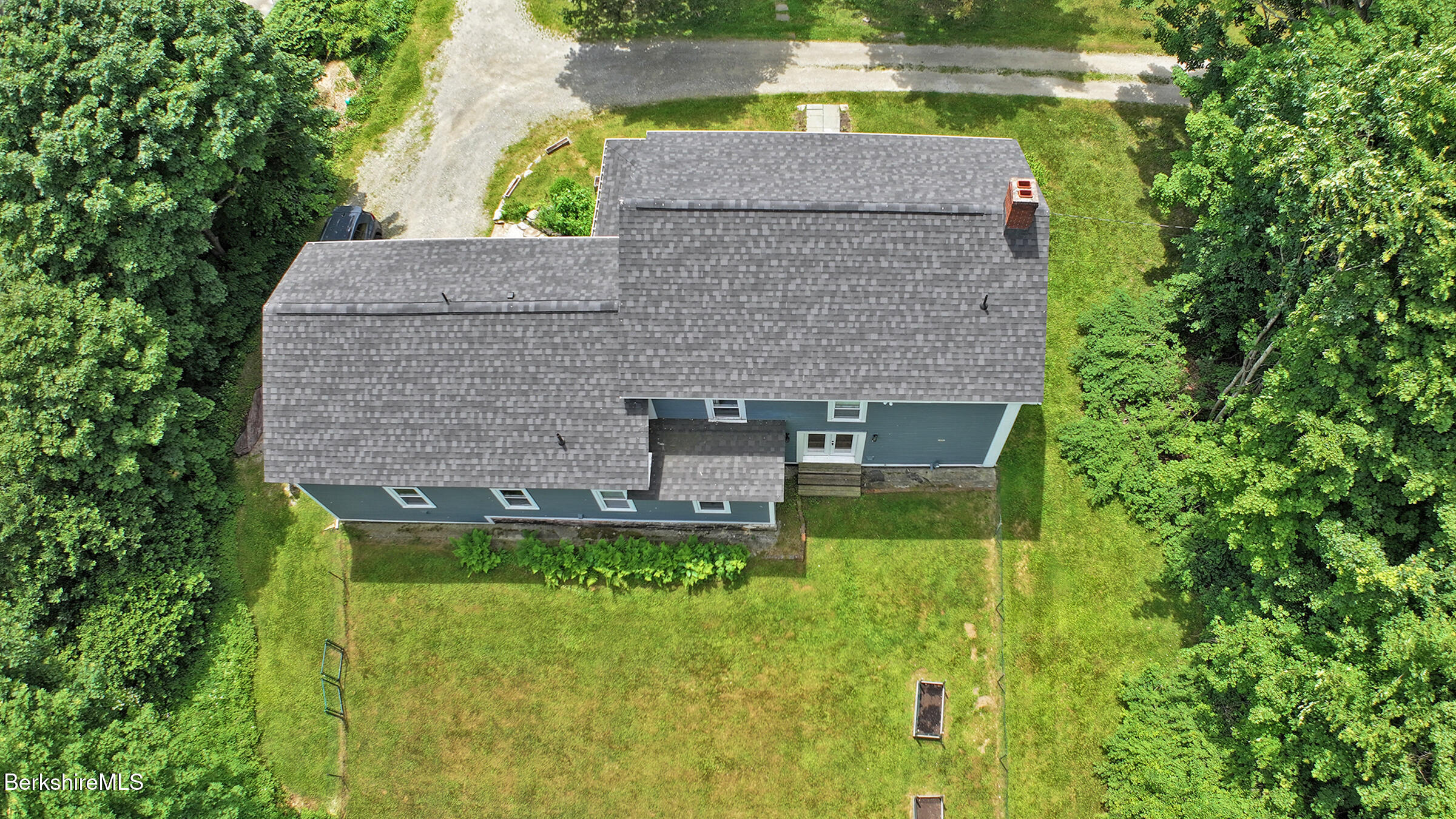 133 Holmes Road Pittsfield, MA 01201 - Photo 46 of 50 BIRDS EYE VIEW