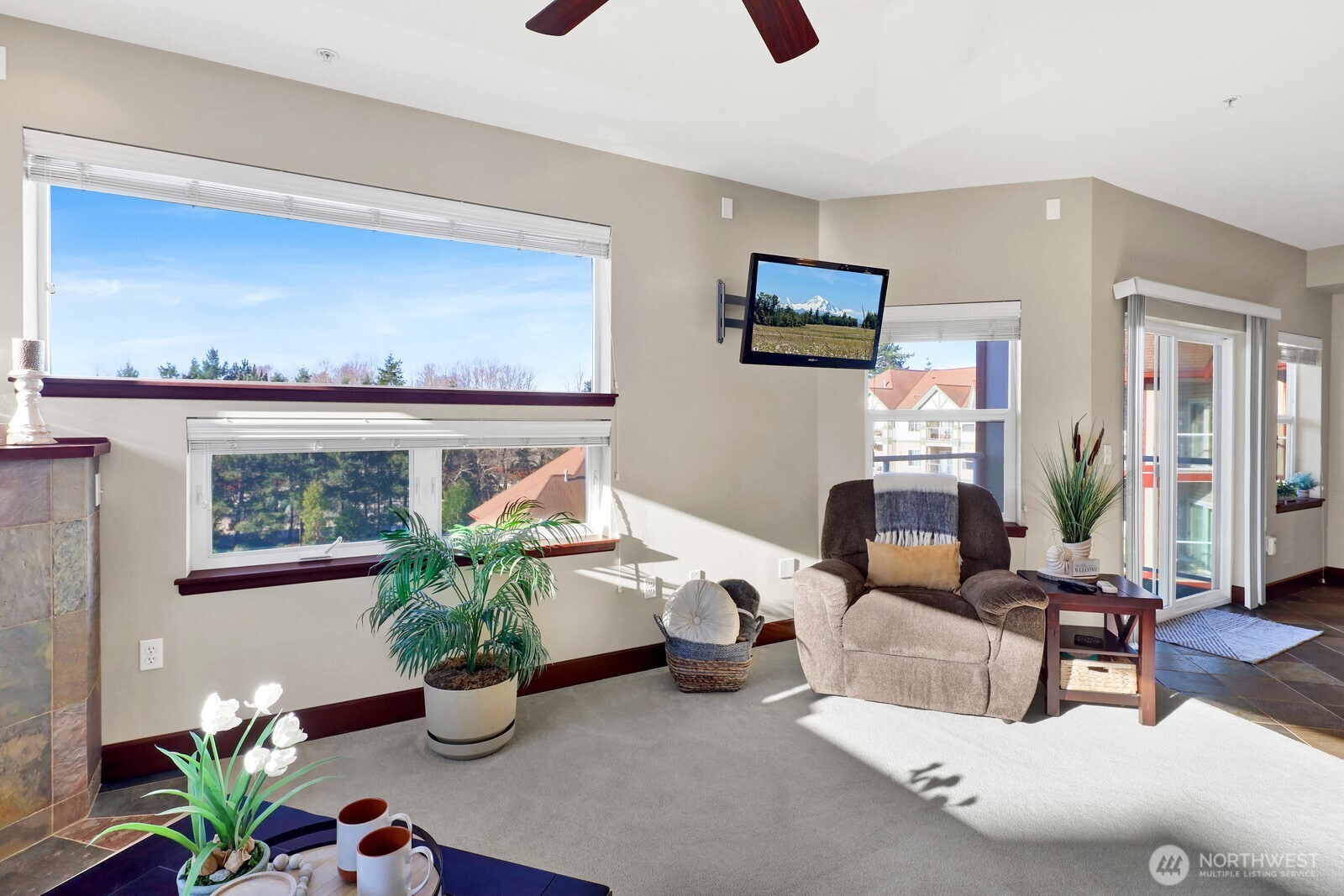 255 West Bakerview Road, Unit B407 Bellingham, WA 98226 - Photo 9 of 40